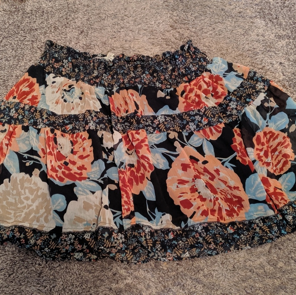 Juniors XL Skirt